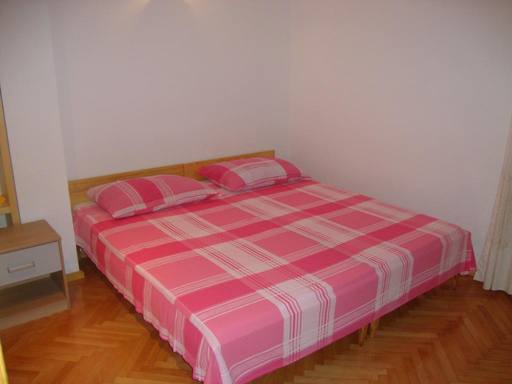 Apartments Rubinic Jelsa  Pokoj fotografie